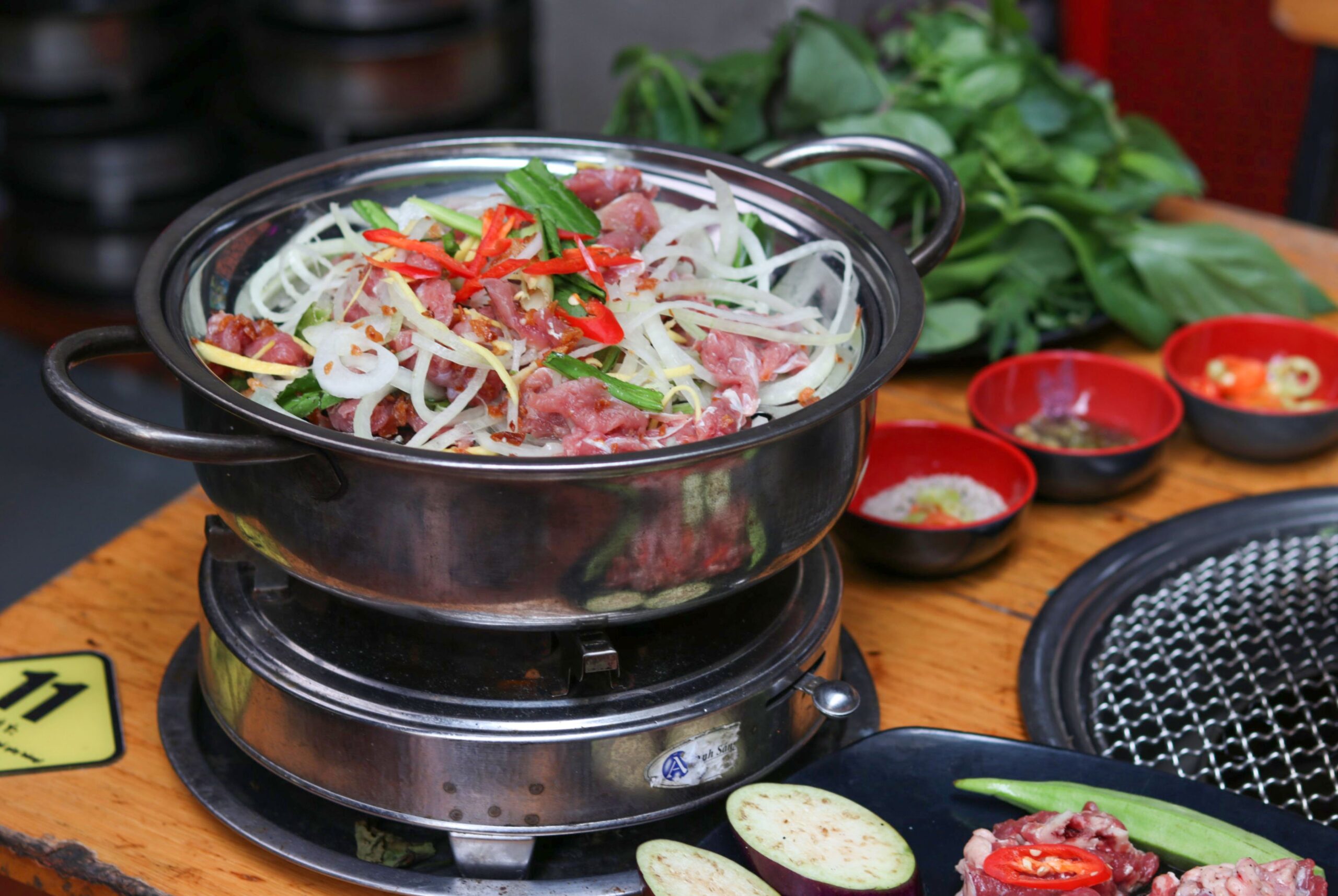 Bắp bò hấp hành gừng