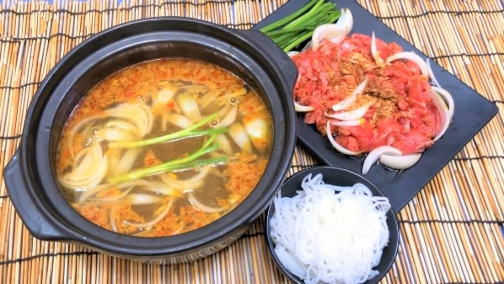 Bò nhúng ớt có nguyên liệu đơn giản và cách nấu không quá phức tạp